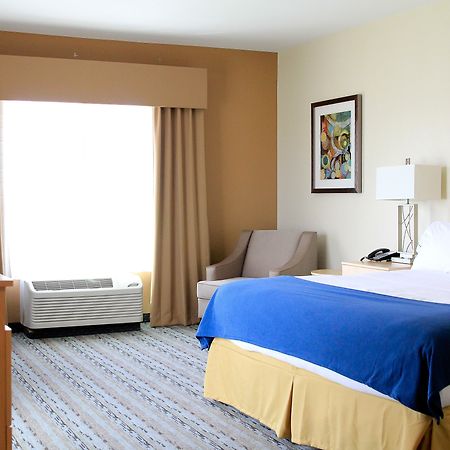 Holiday Inn Express & Suites San Antonio Brooks City Base By Ihg Extérieur photo