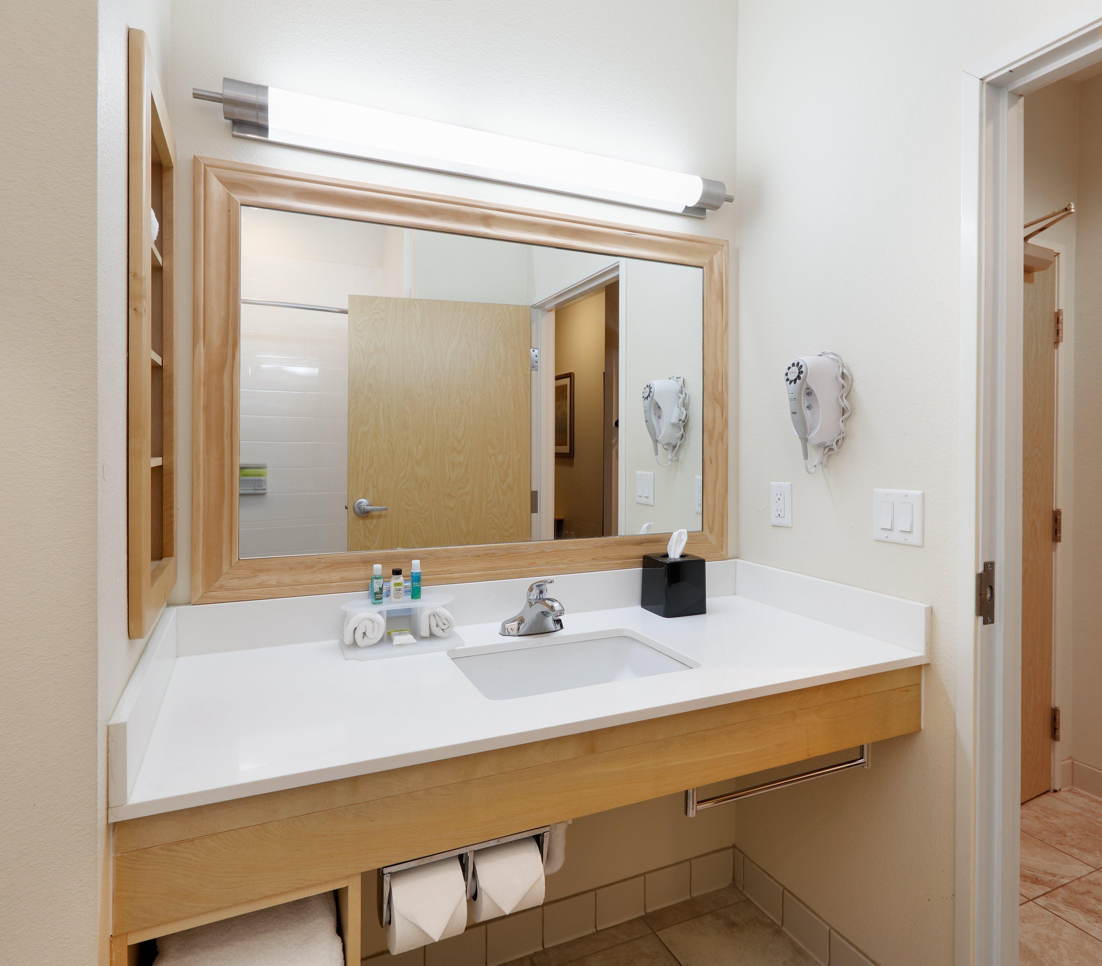 Holiday Inn Express & Suites San Antonio Brooks City Base By Ihg Extérieur photo